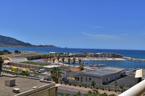 Grand T2 avec une magnifique vue mer et JO